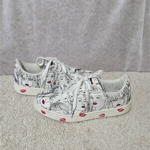 Desigual Women's Shoes Cosmic Caras Black and Red Graphic Sneakers  SIZE 6